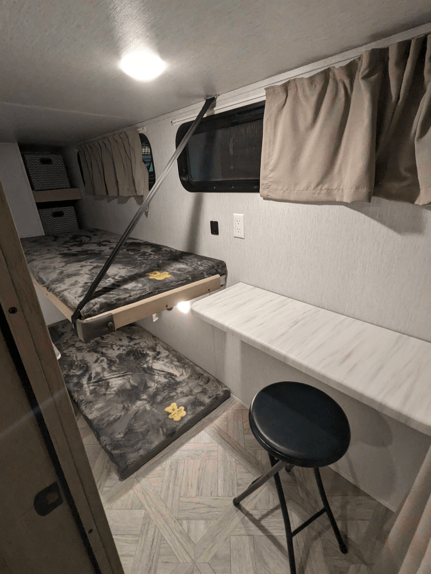 Wildwood Salem 29VIEW bunkhouse